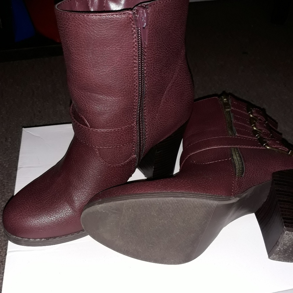 Booties - Picture 6 of 6